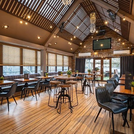 Siberia Bar & Hotel Αμπερντήν Εξωτερικό φωτογραφία