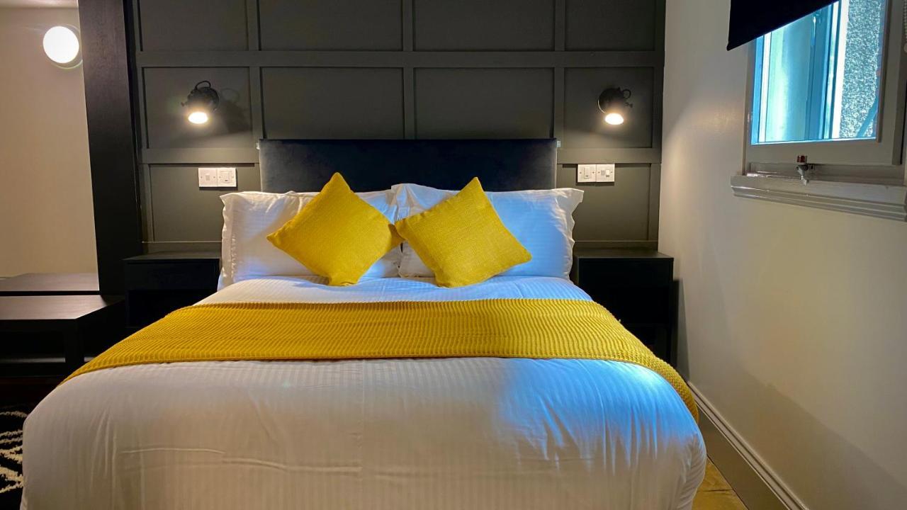 Siberia Bar & Hotel Αμπερντήν Εξωτερικό φωτογραφία