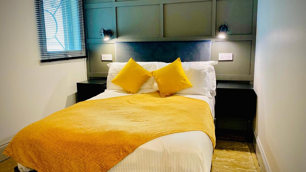 Siberia Bar & Hotel Αμπερντήν Εξωτερικό φωτογραφία