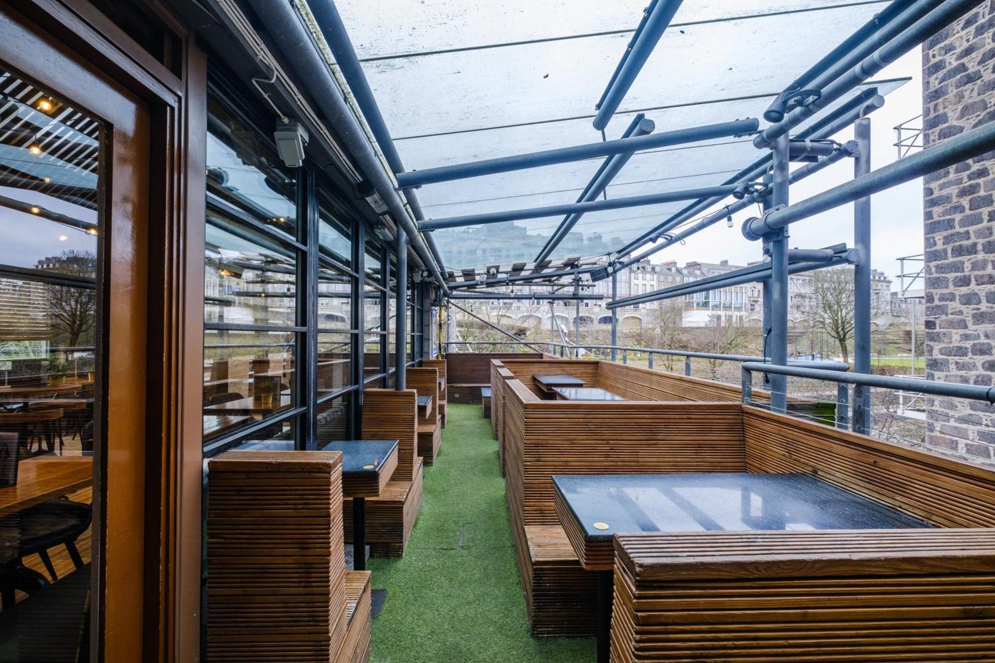 Siberia Bar & Hotel Αμπερντήν Εξωτερικό φωτογραφία