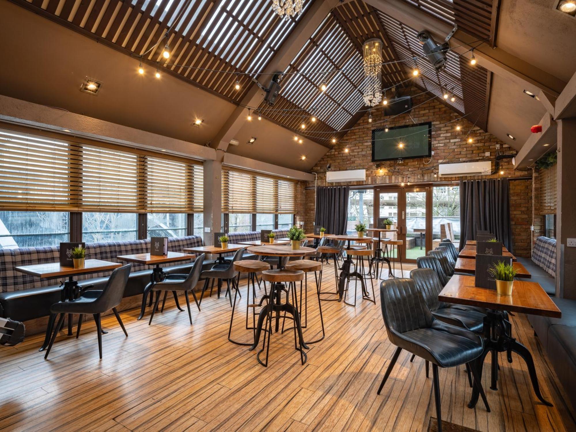 Siberia Bar & Hotel Αμπερντήν Εξωτερικό φωτογραφία